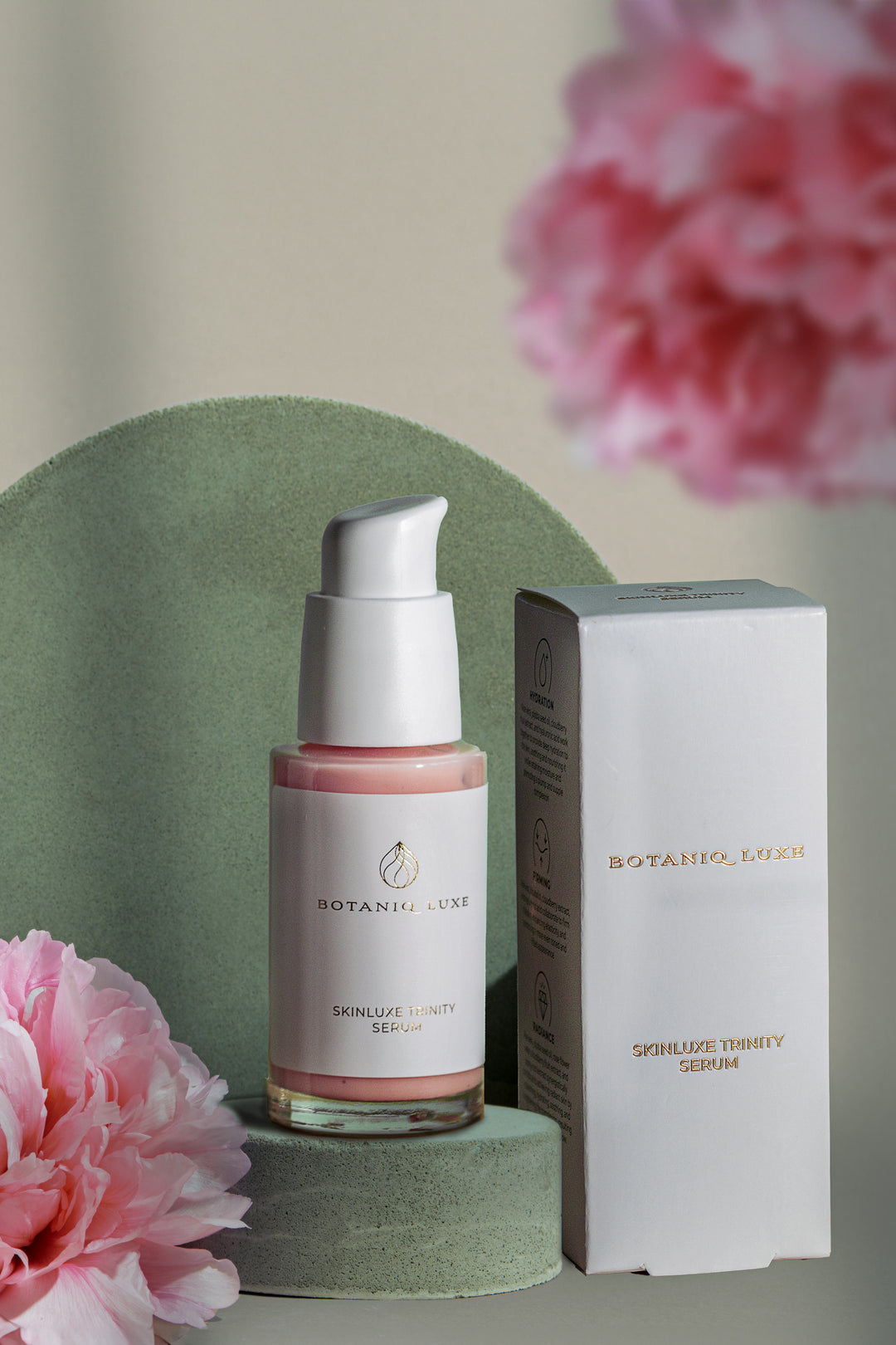 SkinLuxe Trinity Serum